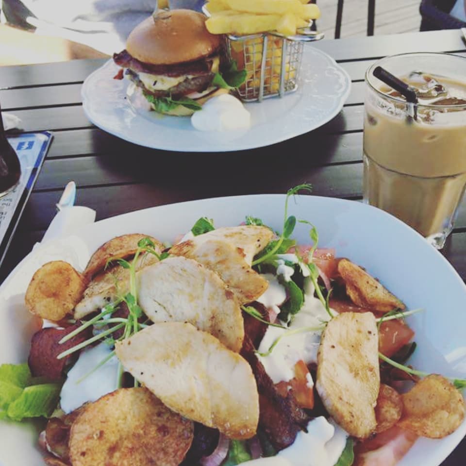 Grebbestadsgrannen Bistro & Bar Ab